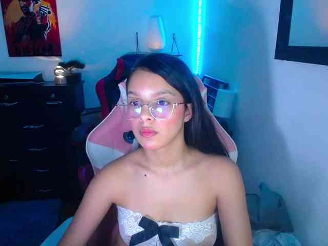 room-kitty webcam