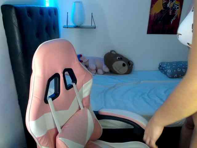 room-kitty webcam