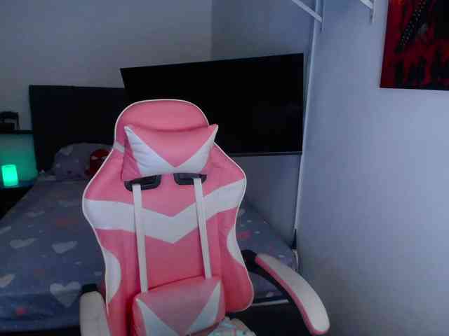 room-kitty webcam