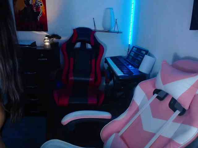 room-kitty