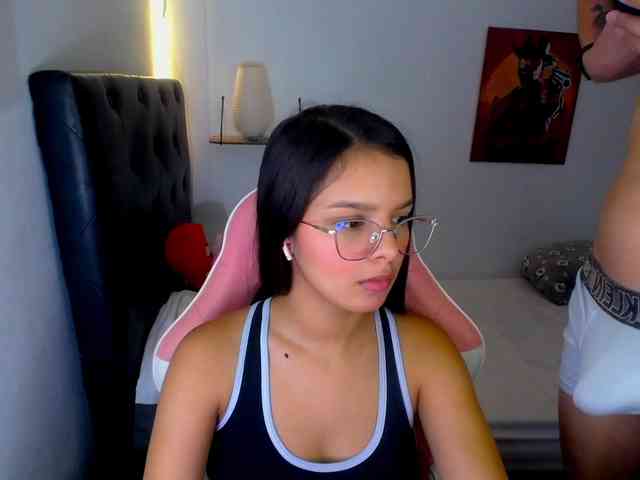 room-kitty Live Webcam on BongaCams
