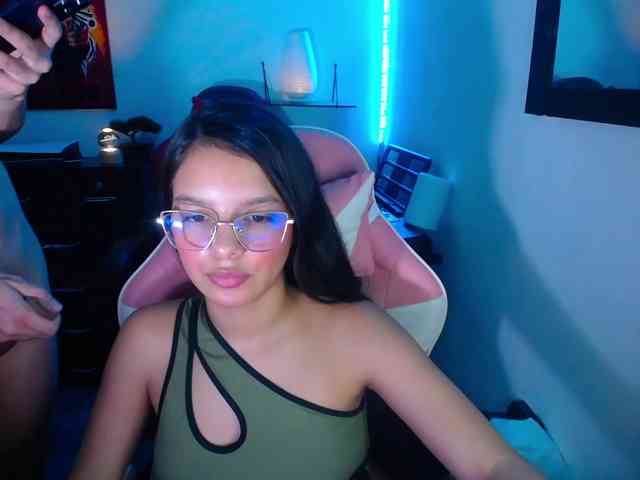 room-kitty webcam