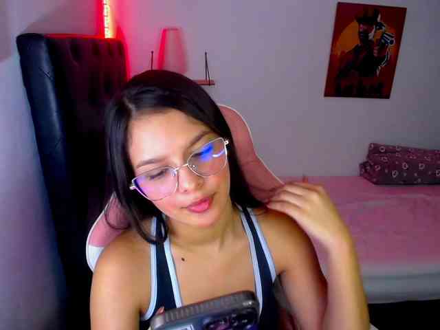room-kitty webcam