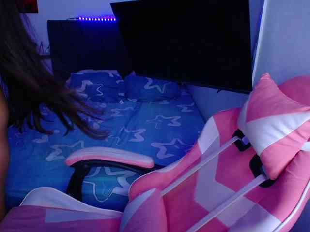 room-kitty webcam