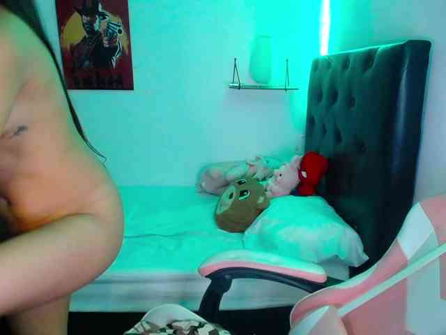 room-kitty Sex Cam Show