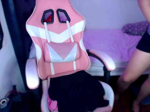 room-kitty