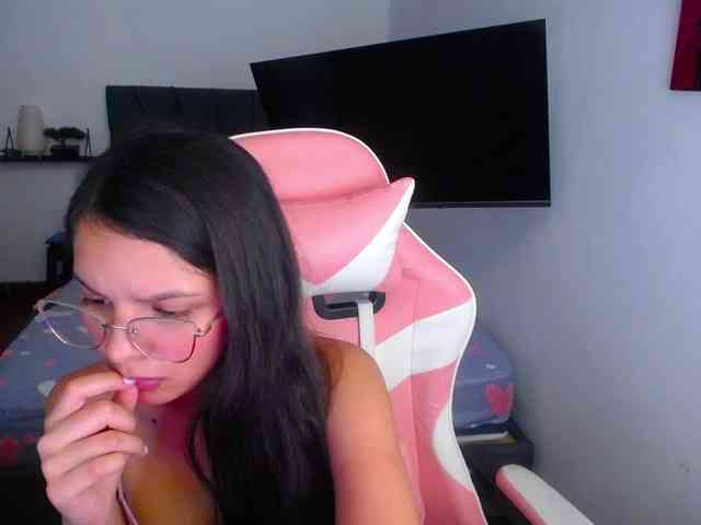 room-kitty webcam