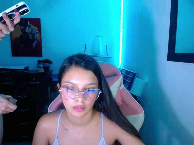 room-kitty webcam