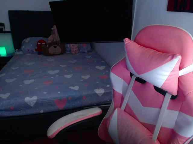 room-kitty webcam