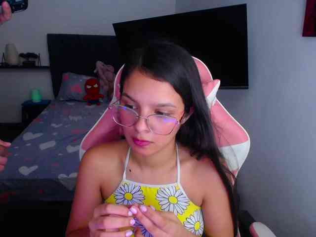 room-kitty webcam