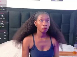 petitelittleebony