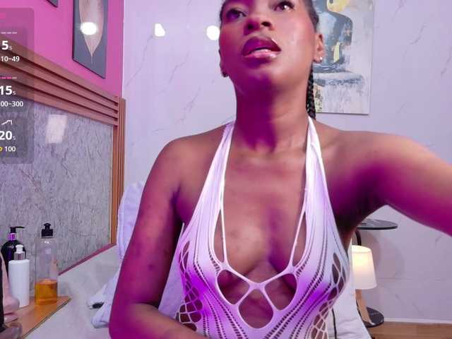 petitelittleebony