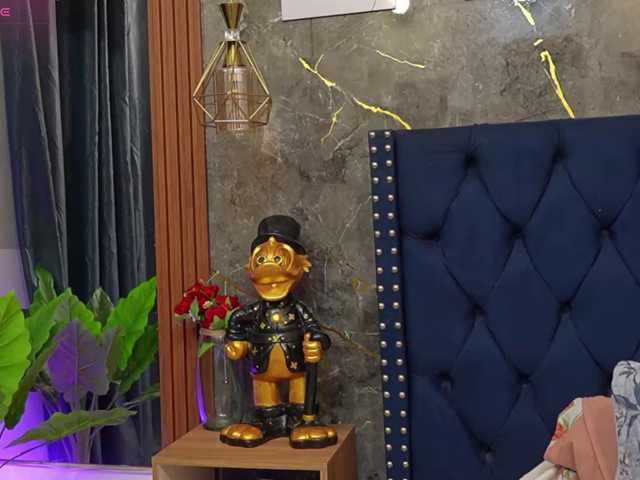 petitelittleebony