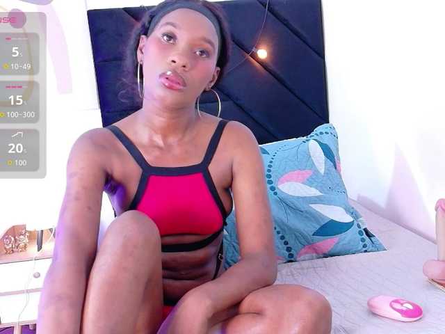 petitelittleebony
