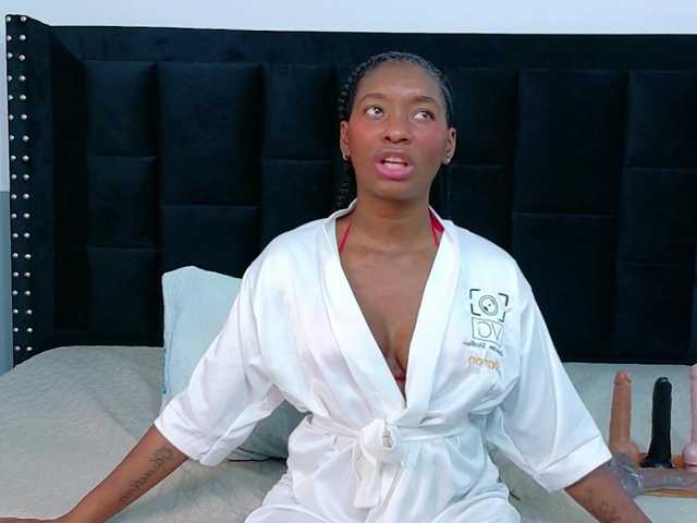 petitelittleebony