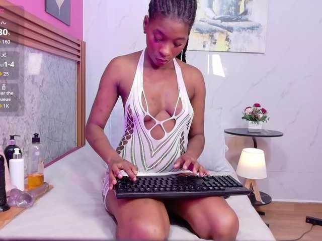 petitelittleebony