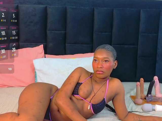 Petitelittleebony