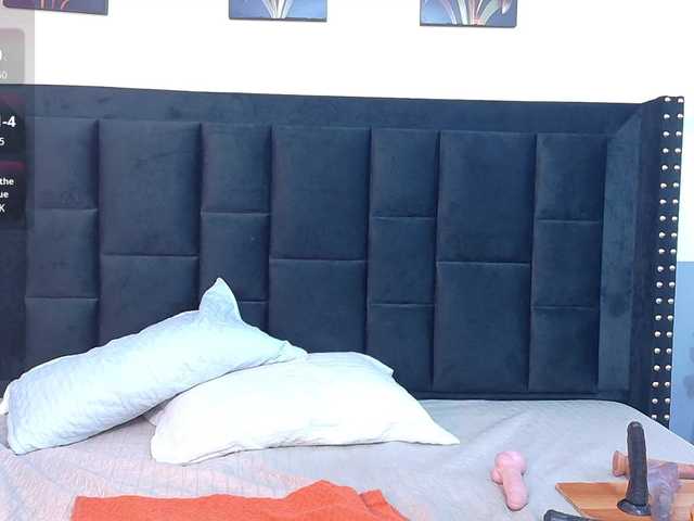 petitelittleebony live cam on BongaCams