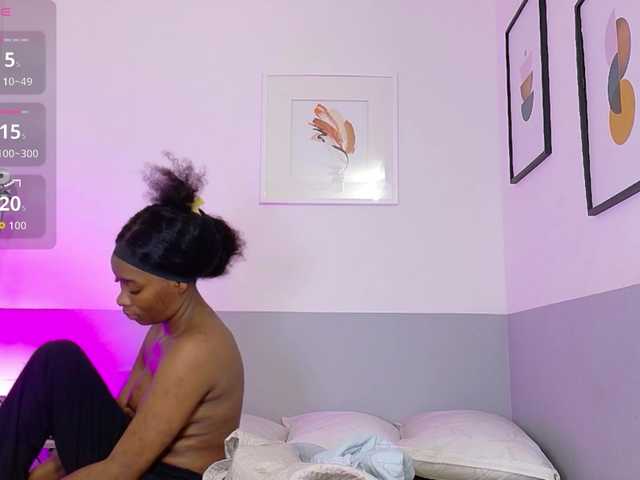 petitelittleebony