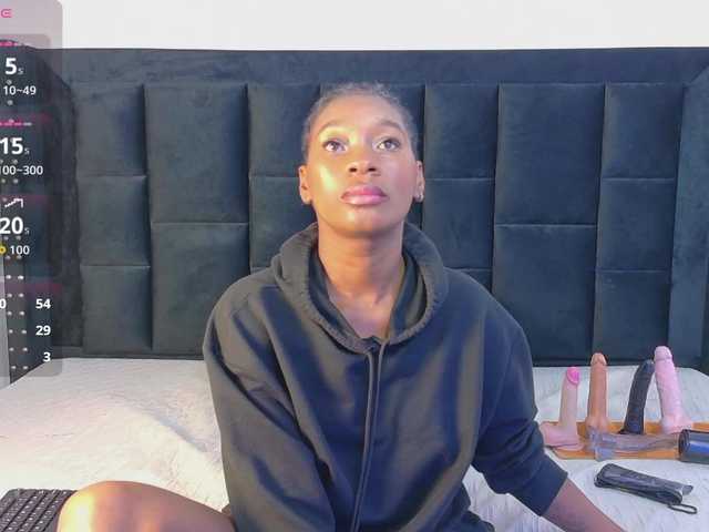 petitelittleebony live webcam show