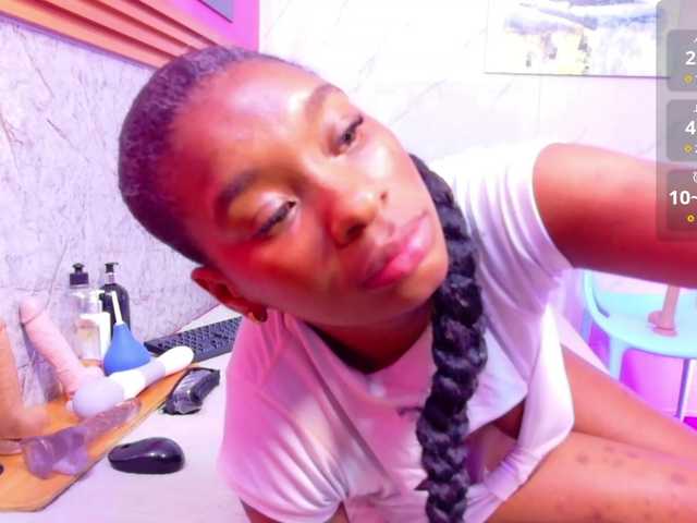 petitelittleebony