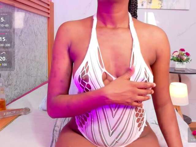 petitelittleebony