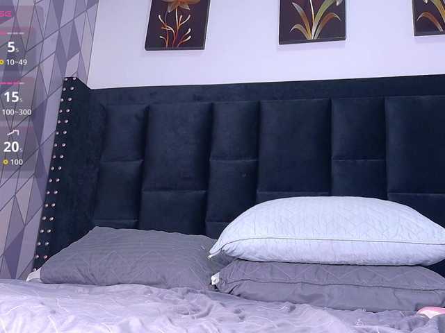 petitelittleebony's BongaCams show and profile