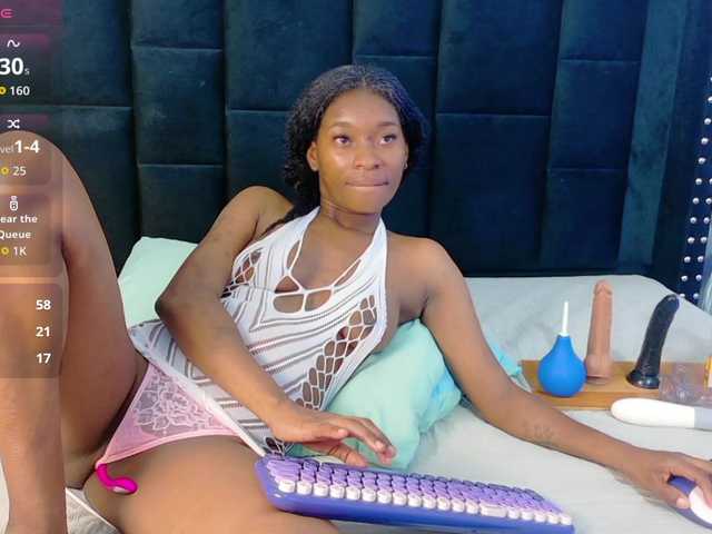 petitelittleebony