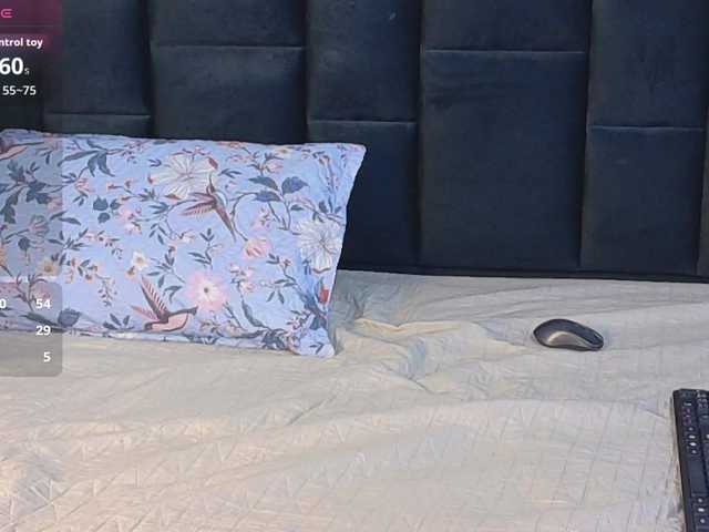 petitelittleebony live webcam show