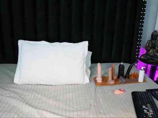petitelittleebony webcam