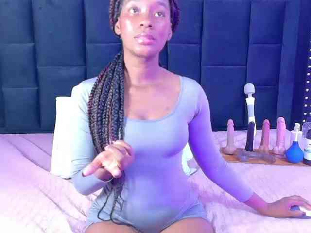 petitelittleebony