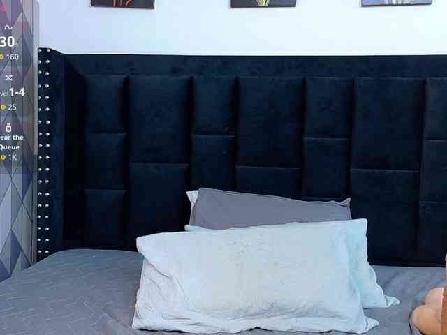 petitelittleebony webcam