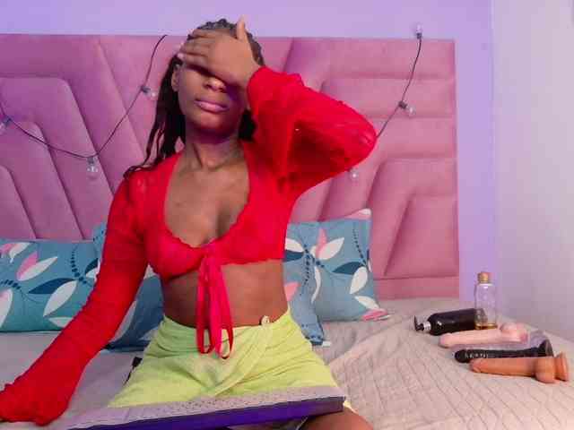 Модель: petitelittleebony