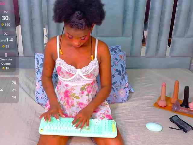 Petitelittleebony - Girl 