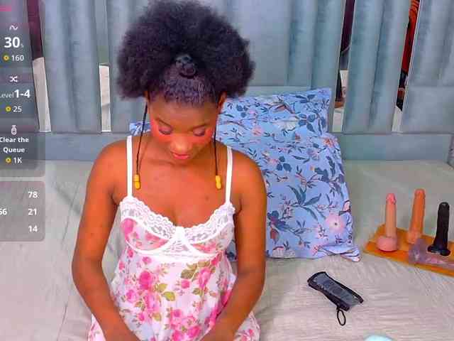 petitelittleebony