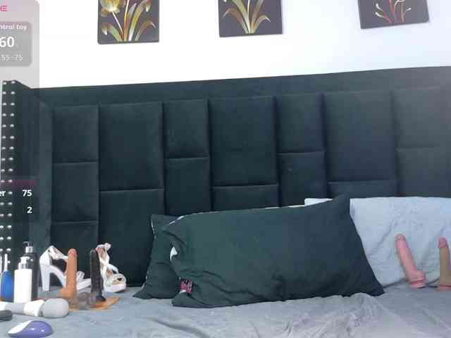 petitelittleebony webcam