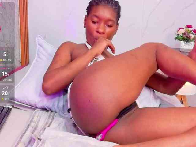 petitelittleebony petitelittleebony