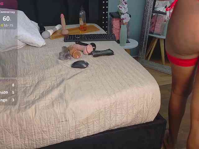 petitelittleebony webcam