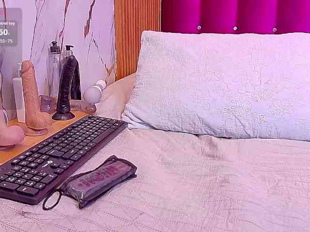 petitelittleebony webcam