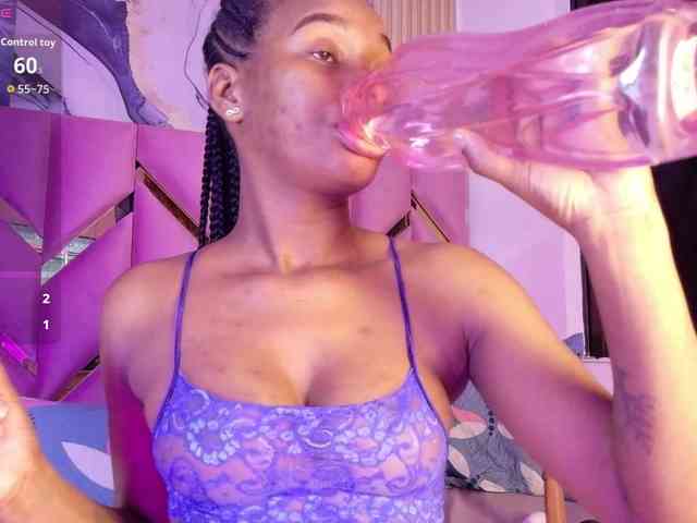 Petitelittleebony - Girl 