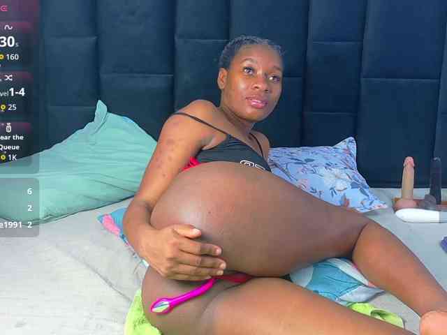 petitelittleebony