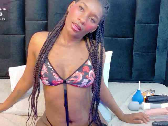 petitelittleebony