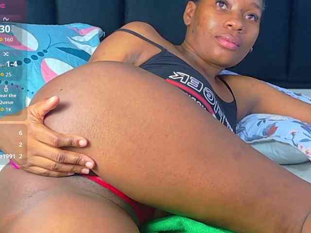 petitelittleebony