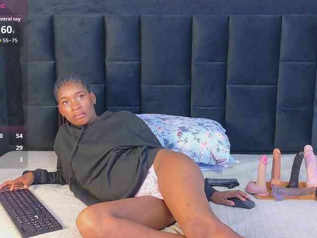 petitelittleebony