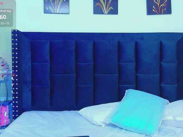 petitelittleebony webcam