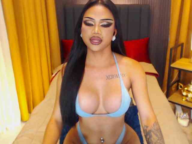 HugeCockSelena Sex Cam Show