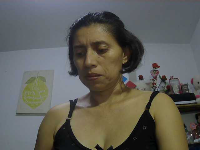 sexy-mary-hot live cam on BongaCams