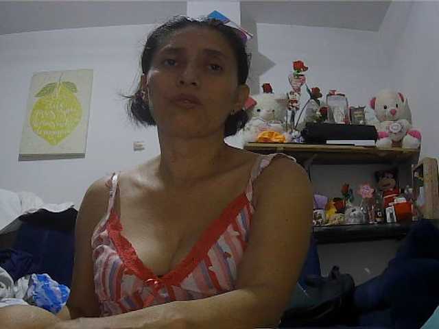 sexy-mary-hot live cam on BongaCams