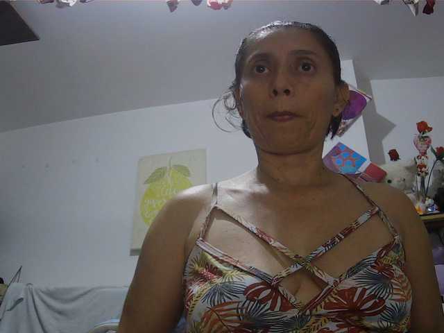sexy-mary-hot live cam on BongaCams
