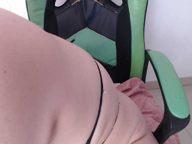 trixxxye live cam on BongaCams